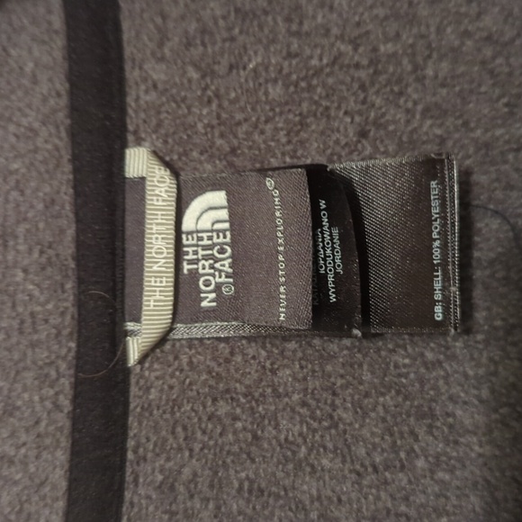 The North Face grey sweater size XS - Picture 6 of 7